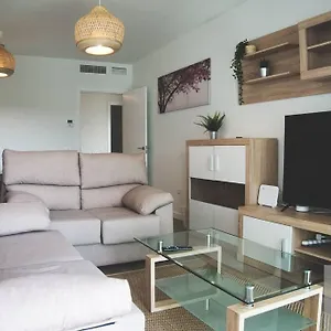 https://1minuto-del-mar-vistas-playa-tranquila-adaptado.1costadelsol.com