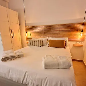 https://apartamento-loft-acogedor-cerca-de-barcelona.catalonia-hotels.com